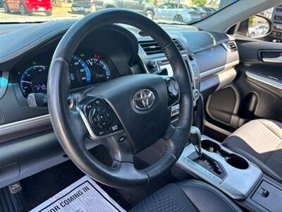 2014 Toyota Camry Hybrid SE   - Photo 13 - Sacramento, CA 95821