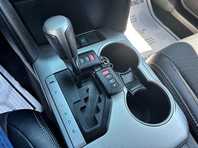2014 Toyota Camry Hybrid SE   - Photo 16 - Sacramento, CA 95821