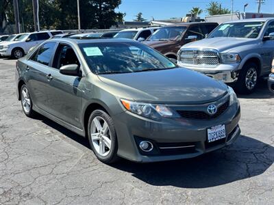 2014 Toyota Camry Hybrid SE   - Photo 1 - Sacramento, CA 95821