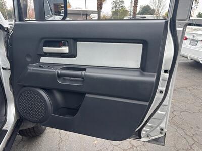 2008 Toyota FJ Cruiser - Photo 11 - Sacramento, CA 95821