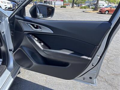 2018 Mazda Mazda3 Sport   - Photo 11 - Sacramento, CA 95821