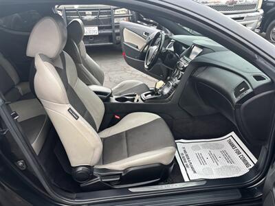2013 Hyundai Genesis Coupe 2.0T Premium - Photo 9 - Sacramento, CA 95821
