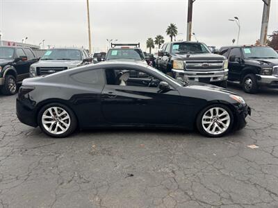 2013 Hyundai Genesis Coupe 2.0T Premium - Photo 2 - Sacramento, CA 95821