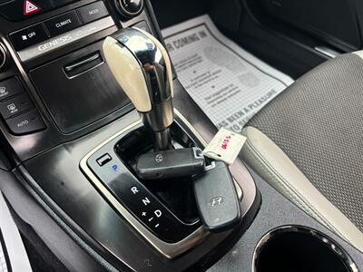 2013 Hyundai Genesis Coupe 2.0T Premium - Photo 16 - Sacramento, CA 95821