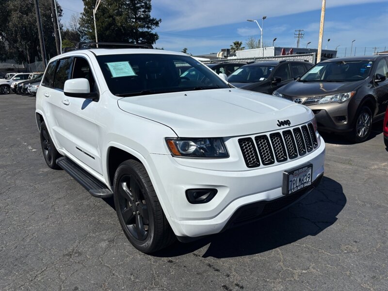 2015 Jeep Grand Cherokee Altitude   - Photo 1 - Sacramento, CA 95821