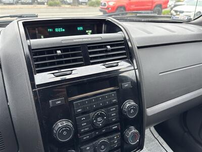 2011 Ford Escape Limited   - Photo 14 - Sacramento, CA 95821