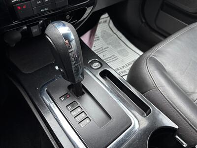 2011 Ford Escape Limited   - Photo 16 - Sacramento, CA 95821