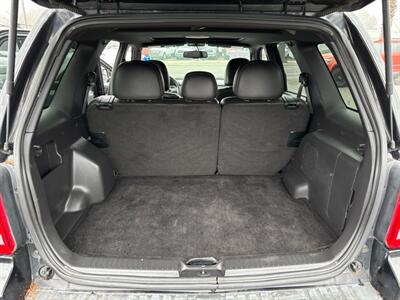 2011 Ford Escape Limited   - Photo 11 - Sacramento, CA 95821