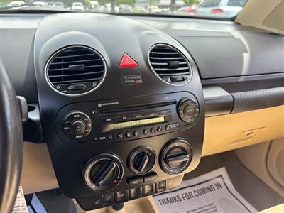 2009 Volkswagen Beetle   - Photo 17 - Sacramento, CA 95821