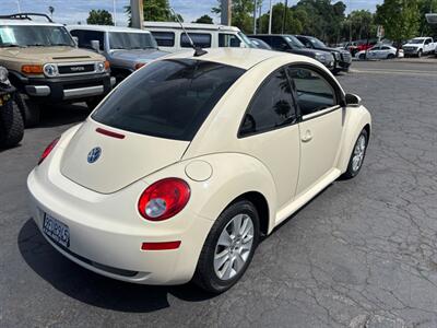 2009 Volkswagen Beetle   - Photo 4 - Sacramento, CA 95821