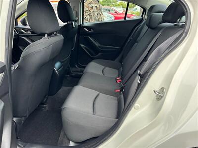 2015 Mazda Mazda3 i Sport   - Photo 7 - Sacramento, CA 95821