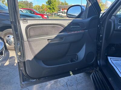2013 Chevrolet Avalanche LS Black Diamond   - Photo 13 - Sacramento, CA 95821