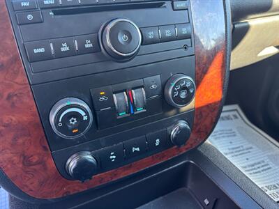 2013 Chevrolet Avalanche LS Black Diamond   - Photo 16 - Sacramento, CA 95821