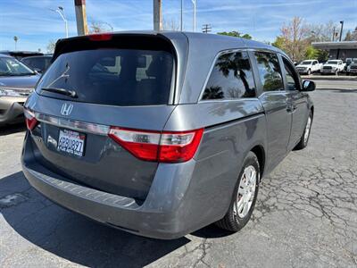 2011 Honda Odyssey LX - Photo 2 - Sacramento, CA 95821
