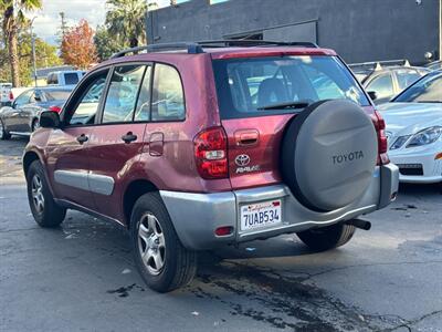 2005 Toyota RAV4 - Photo 4 - Sacramento, CA 95821