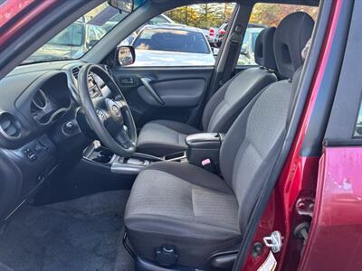 2005 Toyota RAV4 - Photo 6 - Sacramento, CA 95821