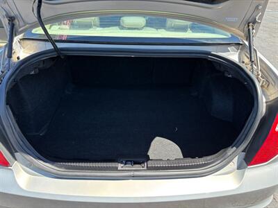 2010 Ford Fusion SE   - Photo 8 - Sacramento, CA 95821