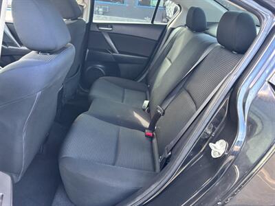 2012 Mazda Mazda3 i Sport   - Photo 8 - Sacramento, CA 95821