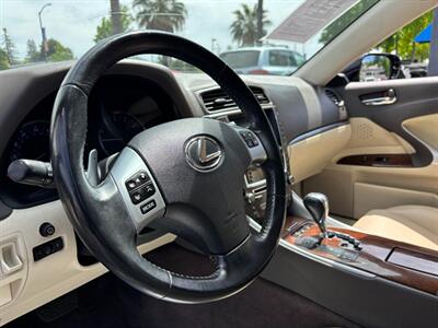 2011 Lexus IS   - Photo 18 - Sacramento, CA 95821