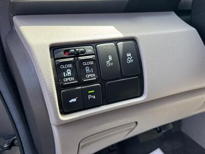 2012 Honda Odyssey Touring   - Photo 27 - Sacramento, CA 95821