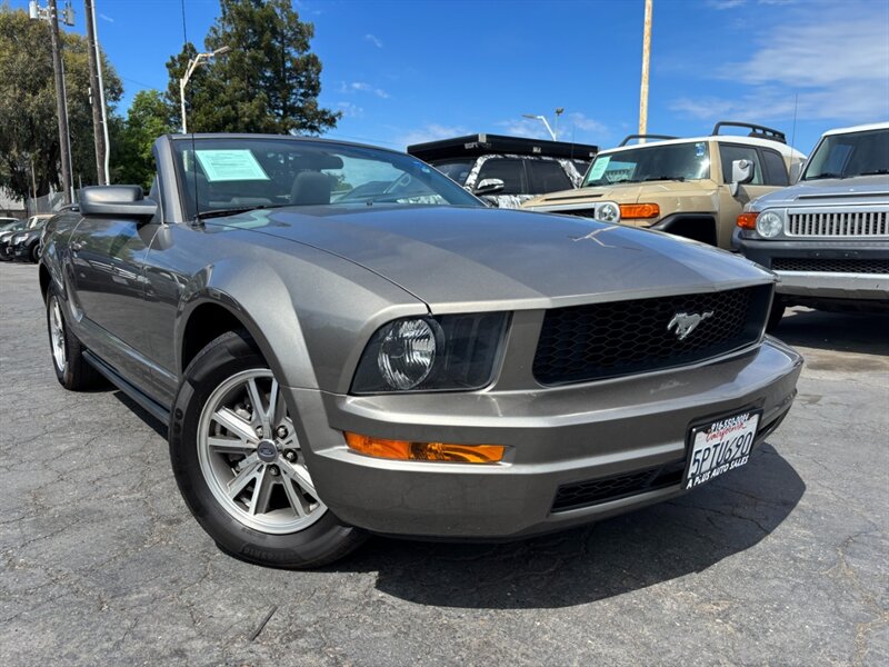 2005 Ford Mustang V6 Deluxe   - Photo 1 - Sacramento, CA 95821