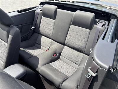 2005 Ford Mustang V6 Deluxe   - Photo 11 - Sacramento, CA 95821