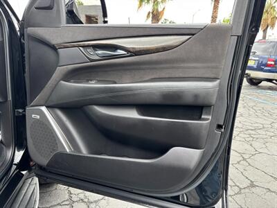 2015 Cadillac Escalade Platinum   - Photo 18 - Sacramento, CA 95821