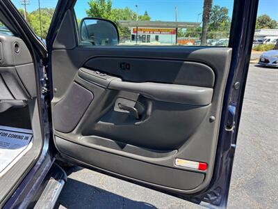 2006 GMC Sierra 1500 SL2   - Photo 11 - Sacramento, CA 95821