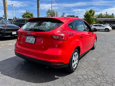 2015 Ford Focus SE - Photo 3 - Sacramento, CA 95821