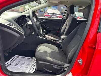 2015 Ford Focus SE - Photo 10 - Sacramento, CA 95821