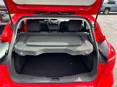 2015 Ford Focus SE - Photo 12 - Sacramento, CA 95821