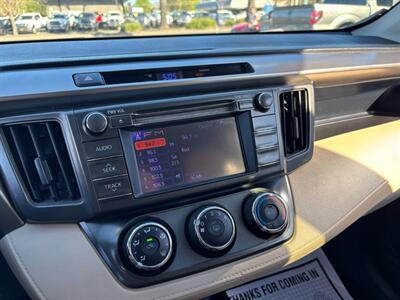 2013 Toyota RAV4 LE   - Photo 13 - Sacramento, CA 95821