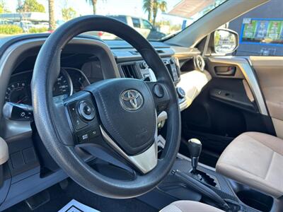 2013 Toyota RAV4 LE   - Photo 12 - Sacramento, CA 95821