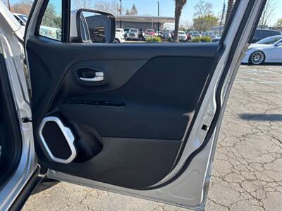 2018 Jeep Renegade Latitude   - Photo 12 - Sacramento, CA 95821