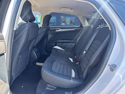 2019 Ford Fusion Hybrid SE - Photo 11 - Sacramento, CA 95821