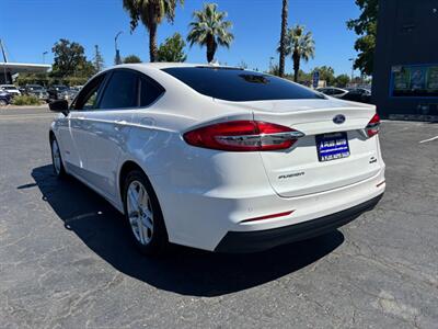 2019 Ford Fusion Hybrid SE - Photo 6 - Sacramento, CA 95821