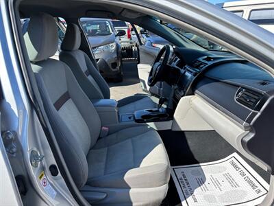 2014 Toyota Camry LE   - Photo 8 - Sacramento, CA 95821