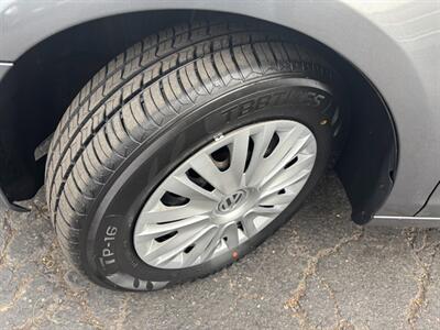 2013 Volkswagen Golf 2.5L PZEV   - Photo 18 - Sacramento, CA 95821