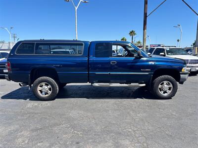 2001 Dodge Ram 2500 SLT   - Photo 2 - Sacramento, CA 95821