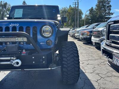2010 Jeep Wrangler Rubicon   - Photo 7 - Sacramento, CA 95821