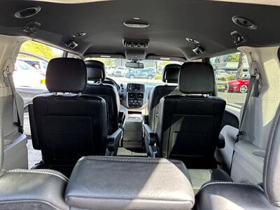2019 Dodge Grand Caravan SXT   - Photo 14 - Sacramento, CA 95821