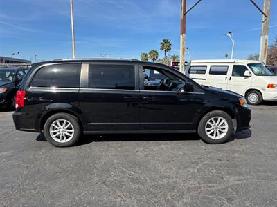 2019 Dodge Grand Caravan SXT   - Photo 2 - Sacramento, CA 95821