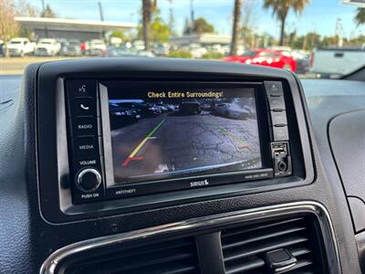 2019 Dodge Grand Caravan SXT   - Photo 18 - Sacramento, CA 95821