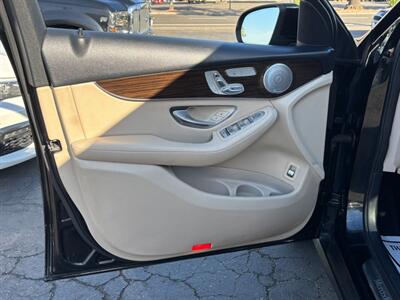 2016 Mercedes-Benz GLC GLC 300   - Photo 13 - Sacramento, CA 95821