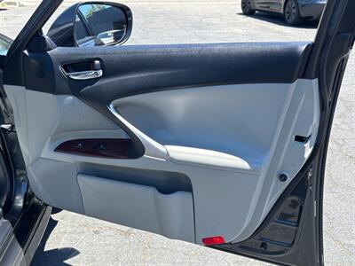 2008 Lexus IS   - Photo 11 - Sacramento, CA 95821