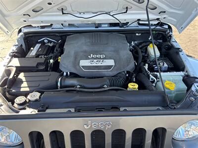 2013 Jeep Wrangler Unlimited Freedom Edition   - Photo 20 - Sacramento, CA 95821