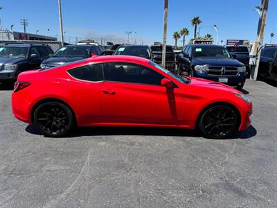 2013 Hyundai Genesis Coupe 2.0T R-Spec   - Photo 2 - Sacramento, CA 95821