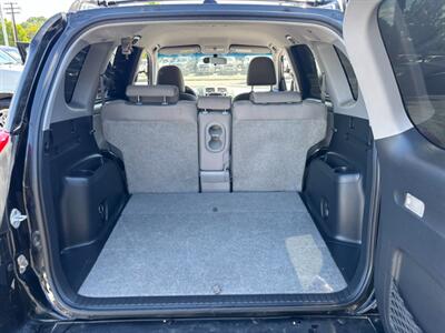 2009 Toyota RAV4   - Photo 16 - Sacramento, CA 95821