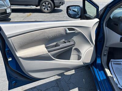 2013 Honda Insight   - Photo 13 - Sacramento, CA 95821