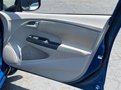2013 Honda Insight   - Photo 11 - Sacramento, CA 95821